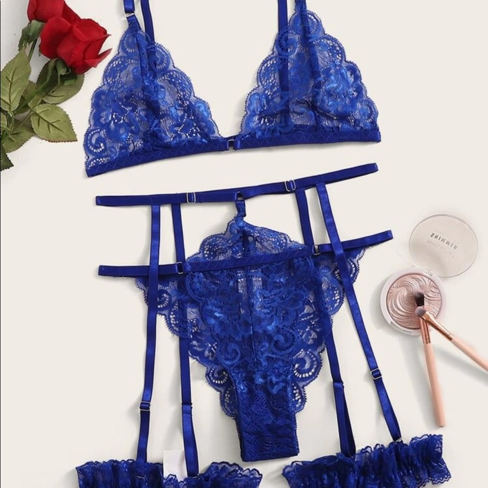 Blue lace lingerie set